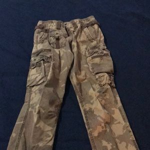 Fun camo casual pants